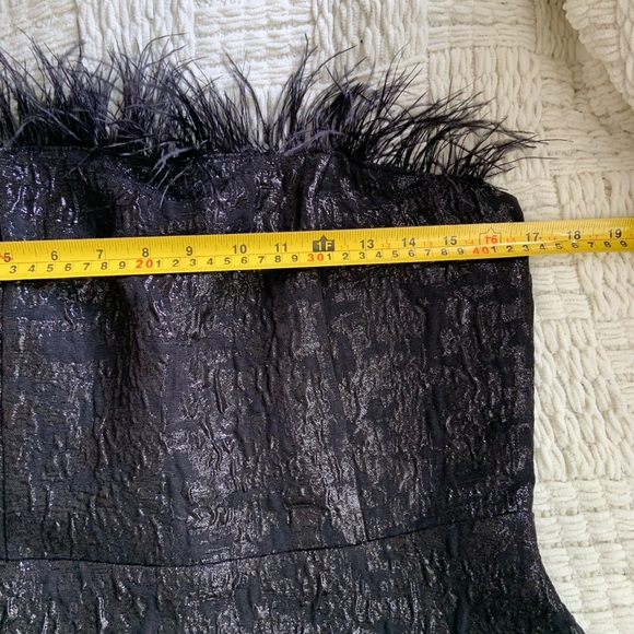 H&M Black Strapless Feather-Trim Top medium - Picture 11 of 12